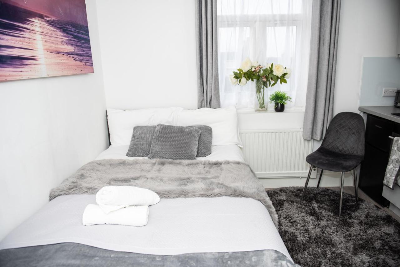 Small But Cozy Studio, Great Tube Connection Appartement Londen
